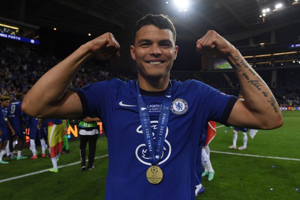 Thiago Silva to sign new Chelsea contract